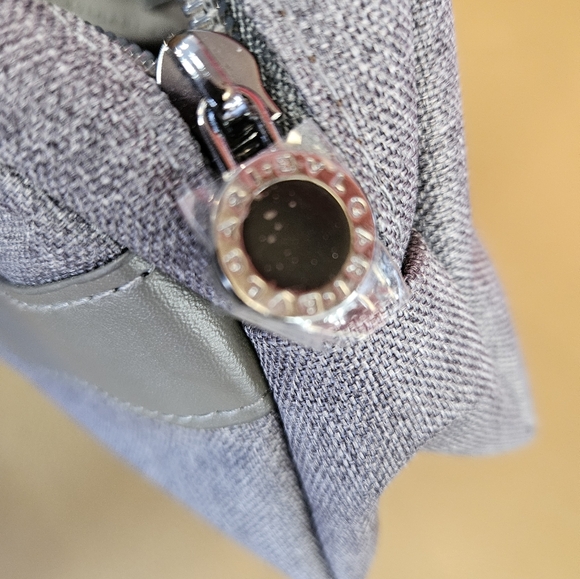 Bvlgari cosmetic pouch 👝 - Picture 4 of 6